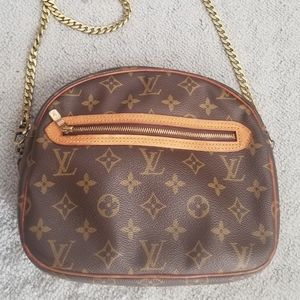 Louis Vuitton Monogram Sac Senlis Crossbody